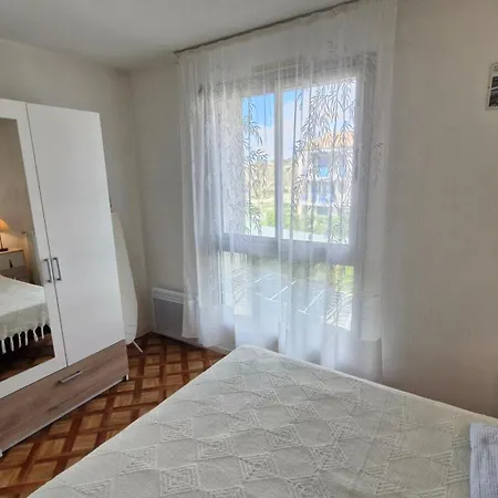 Sur - Les Trois Mousquetaires - De Nauzan Apartment *